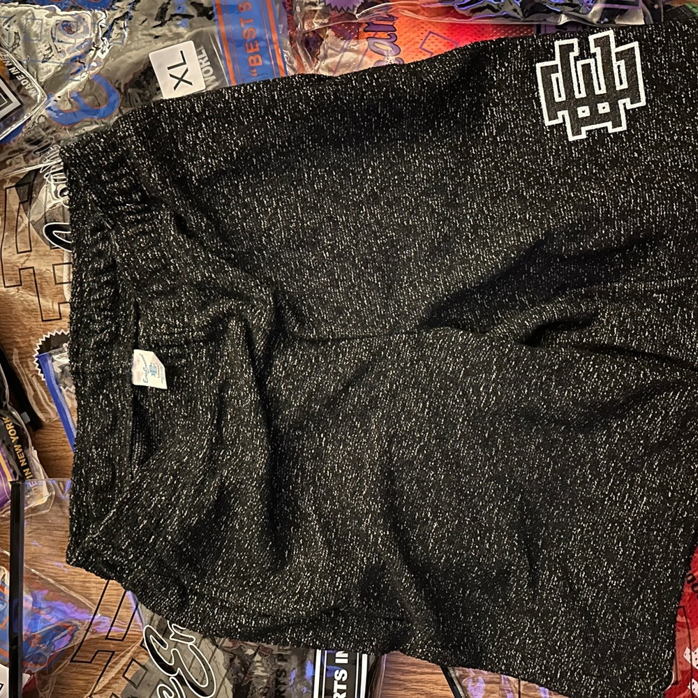 Eric Emmanuel boucle shorts